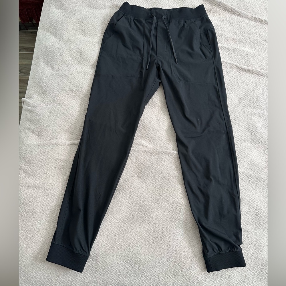 NEW Black Lululemon ABC Jogger (Men’s Medium)
